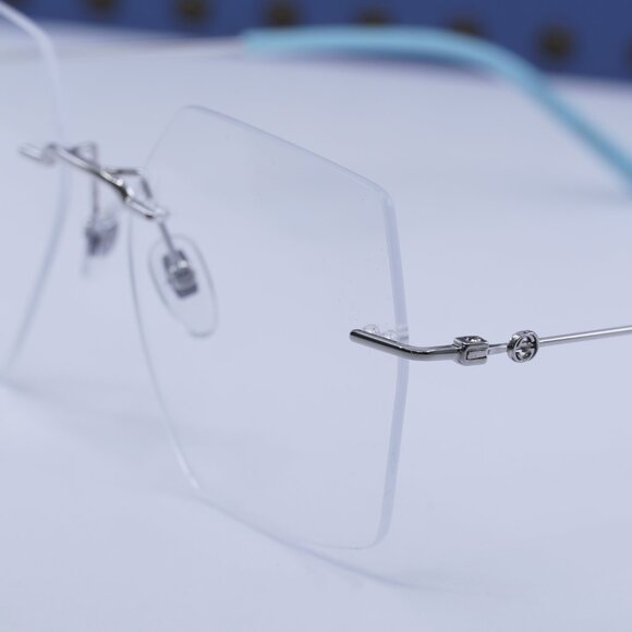 🕶️ New Gucci GG0683O 002 Eyeglasses - Silver Frame - Picture 8 of 10